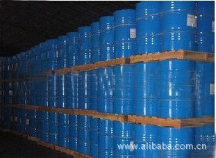 【【精品推薦 優(yōu)質(zhì)】供應(yīng)桶裝多種無(wú)水甲醇99.9% (圖)】?jī)r(jià)格,廠家,圖片,甲醇,深圳市南山區(qū)化工經(jīng)營(yíng)部-